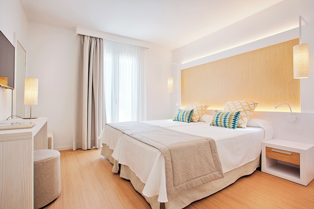 1 Bedroom, Premium, Apartment, Double Bed, Sofa