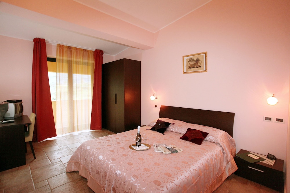 CASALE ROMANO RESORT 7/50