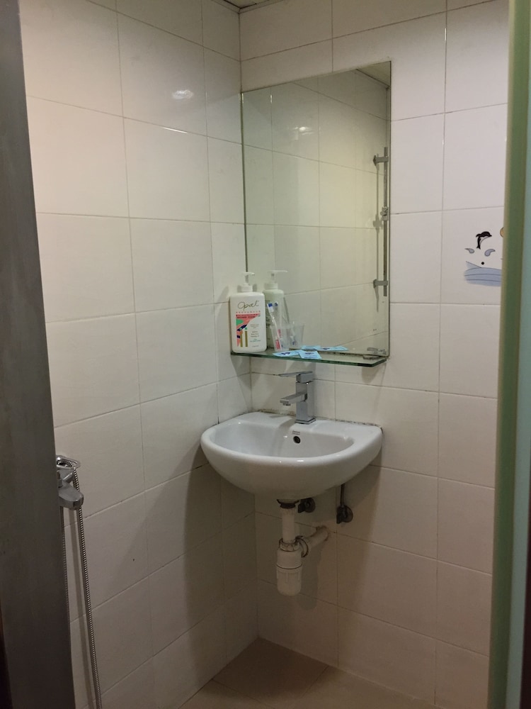 Rai Lei Hotel 47/50