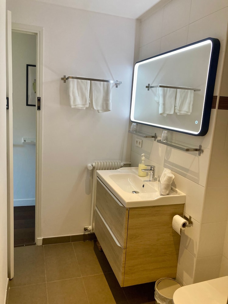 Cannes City B&B 35/37