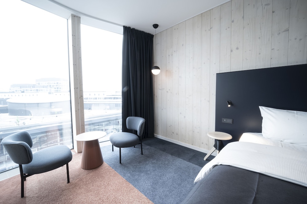 Quality Hotel Strawberry Arena 17/37