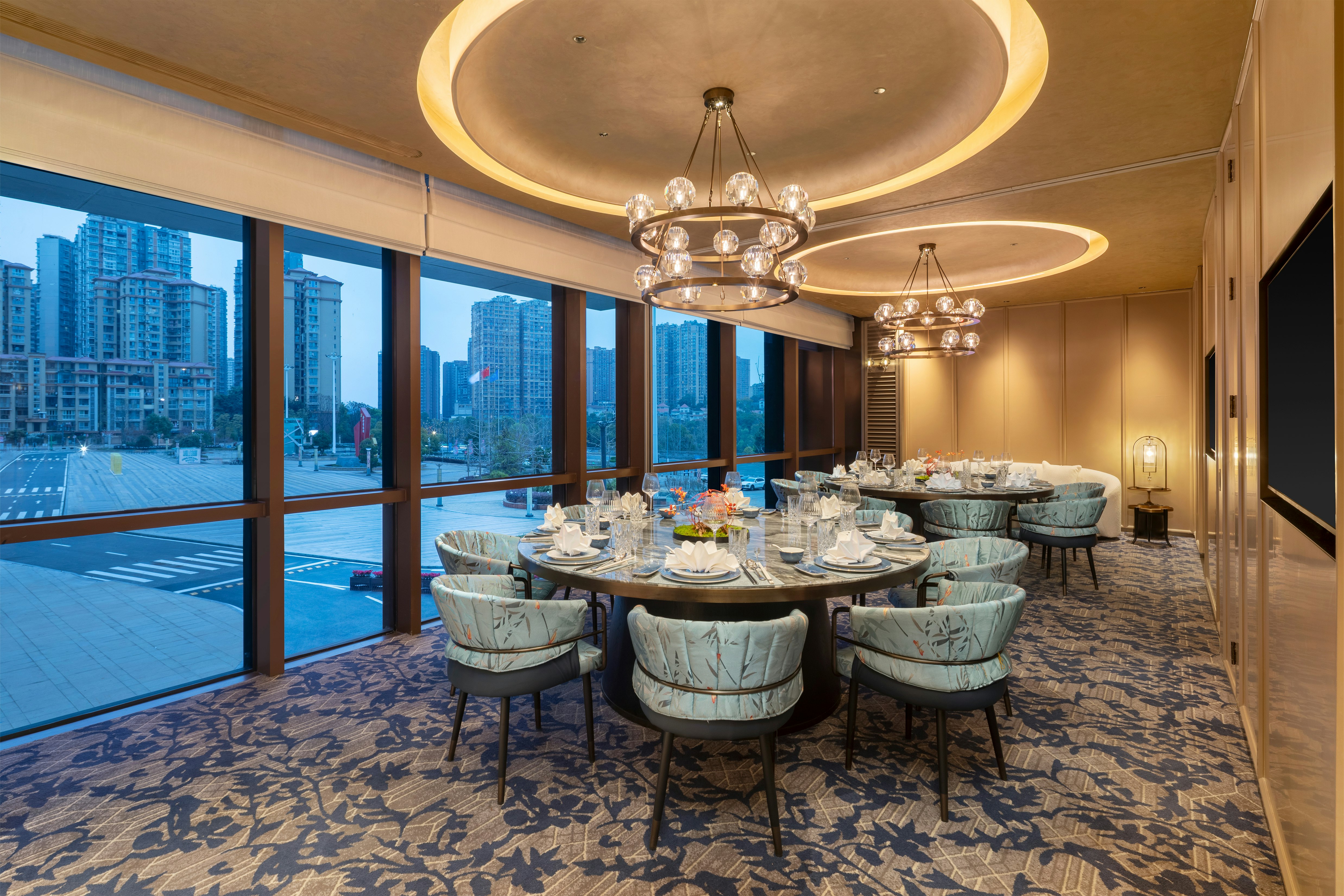 DoubleTree by Hilton Zigong 40/55