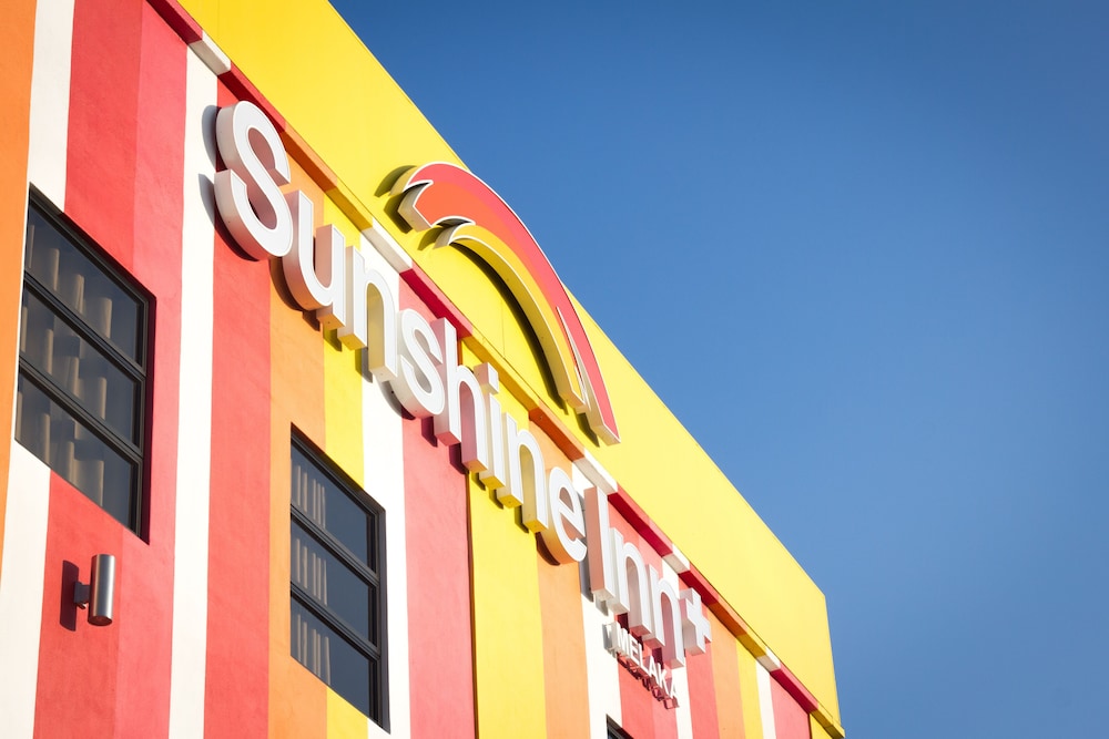 Sunshine Inn Plus 5/50