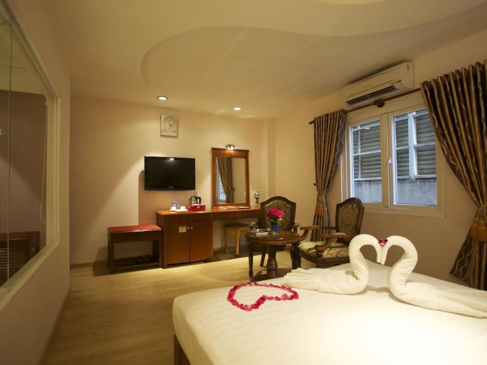 Sky Gem Hotel - Ben Thanh 37/63