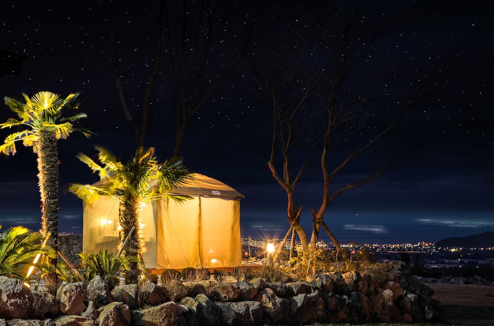 The Jun Pension Jeju 33/42
