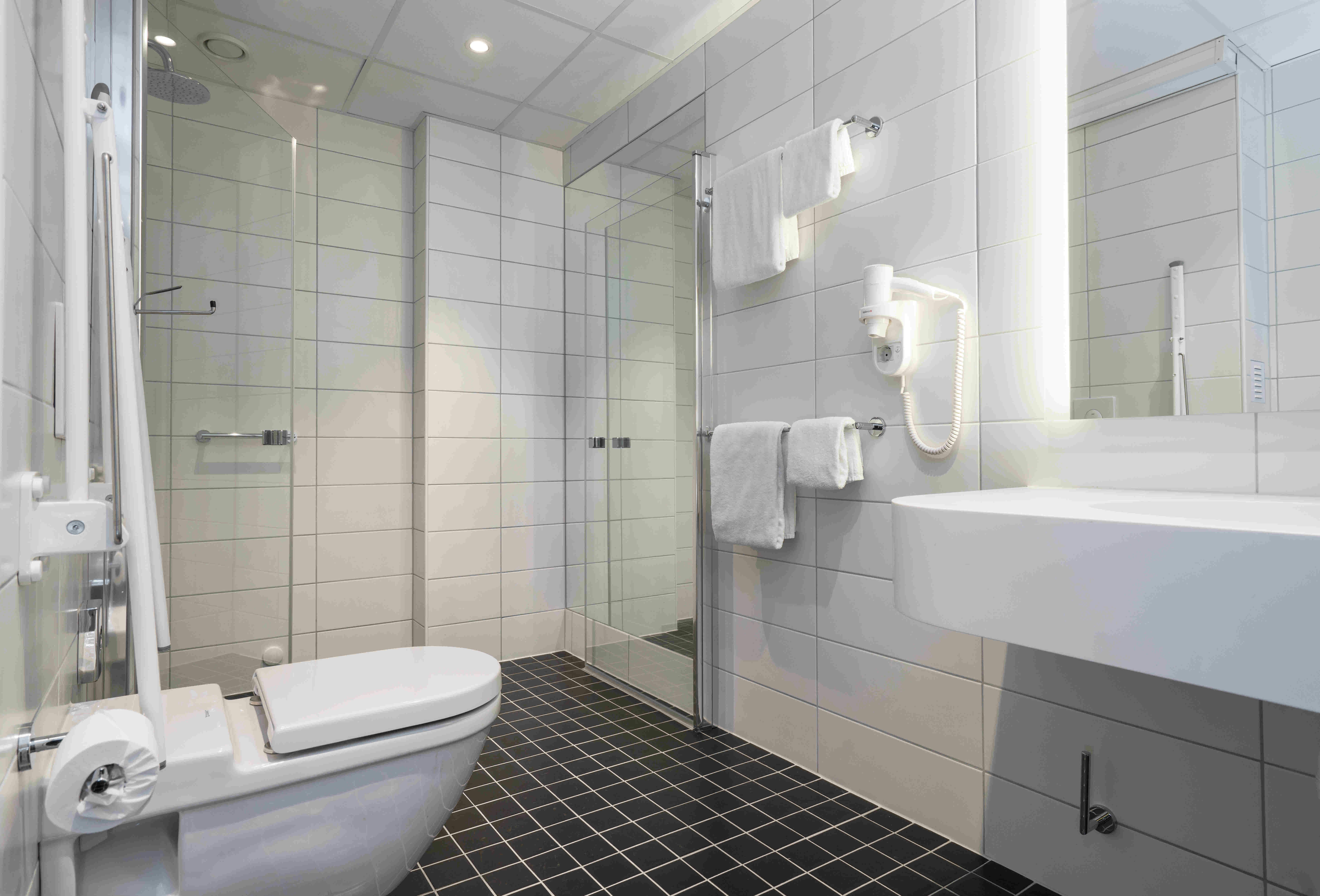 Thon Hotel Linne 56/58