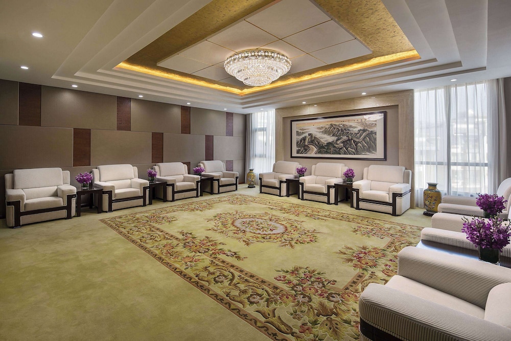 Ramada by Wyndham Huize 15/25