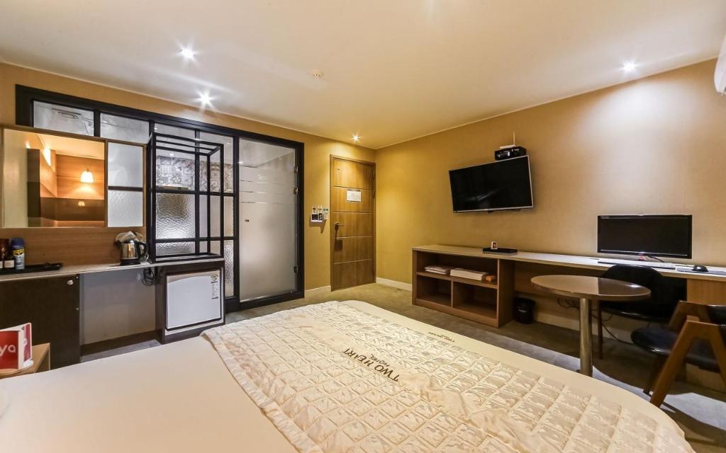 Two Heart Hotel Gimhae 31/55