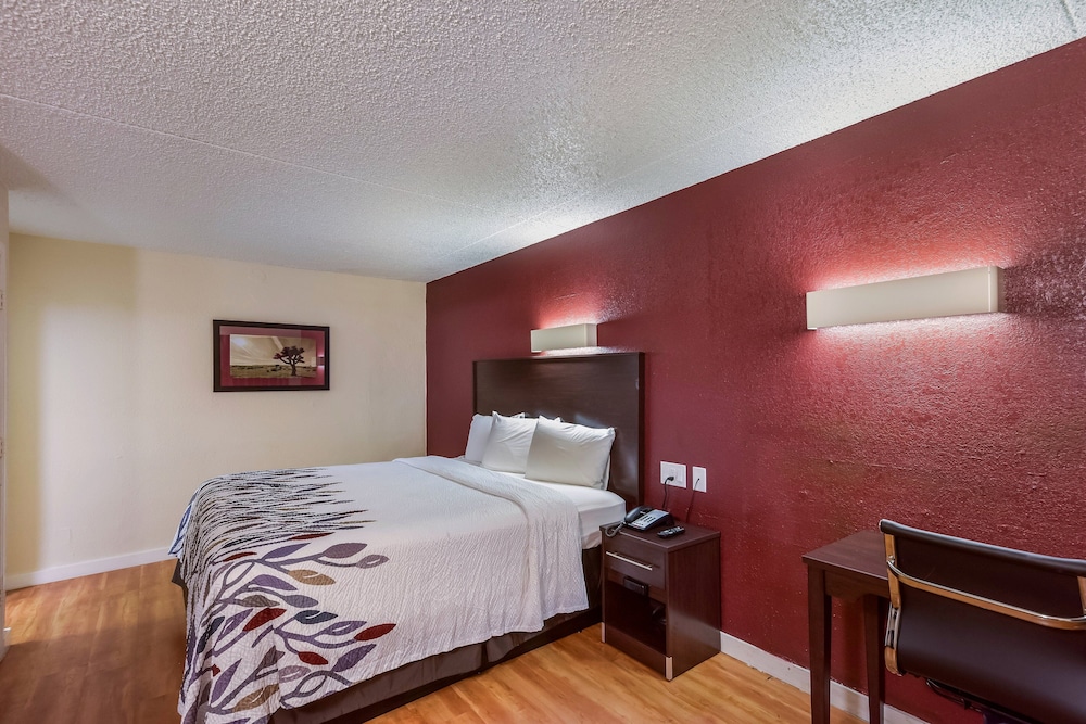 Red Roof Inn Plano 11/20