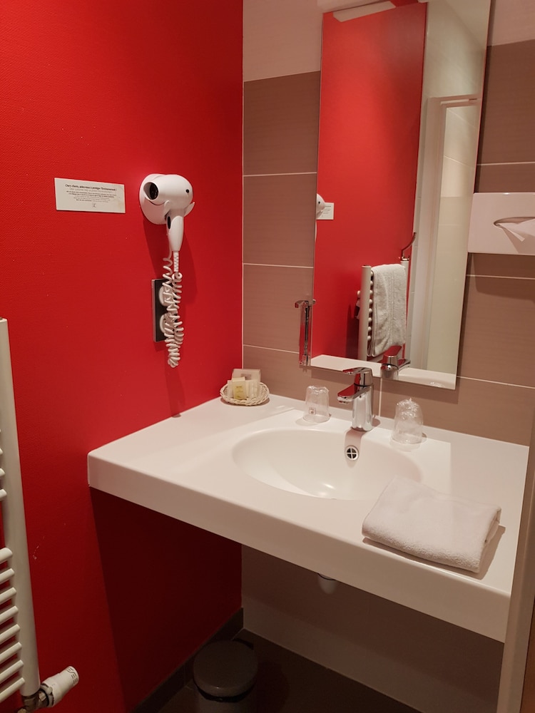 Logis Hotel La Bonne Auberge 36/39