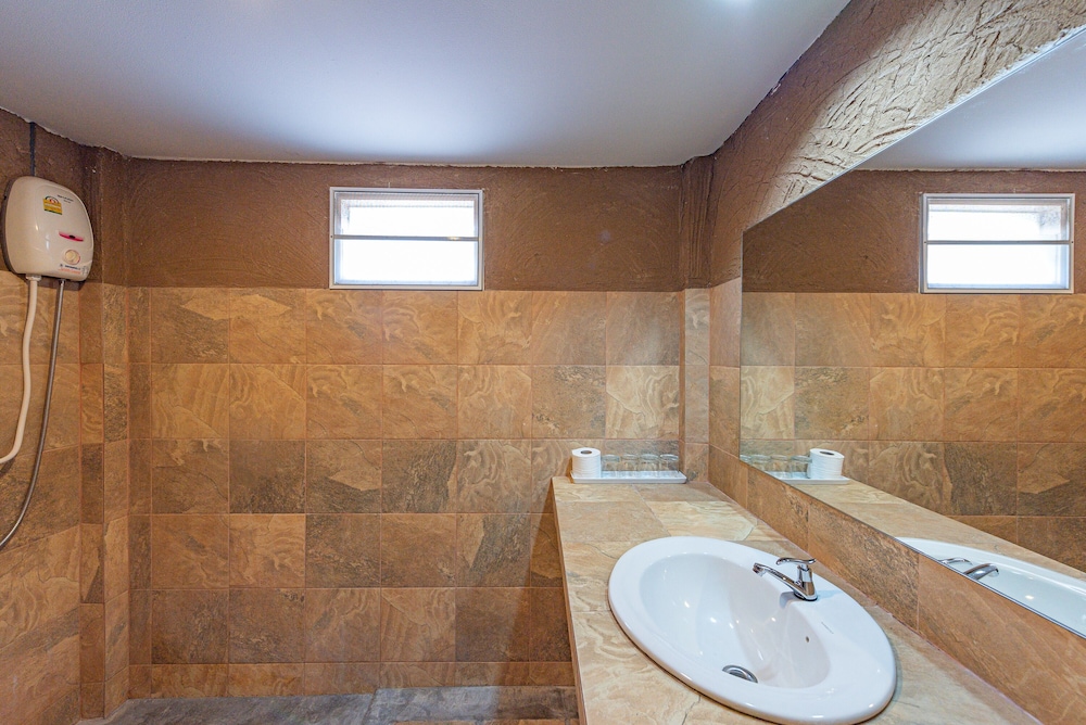 Muntra Garden Resort 44/47