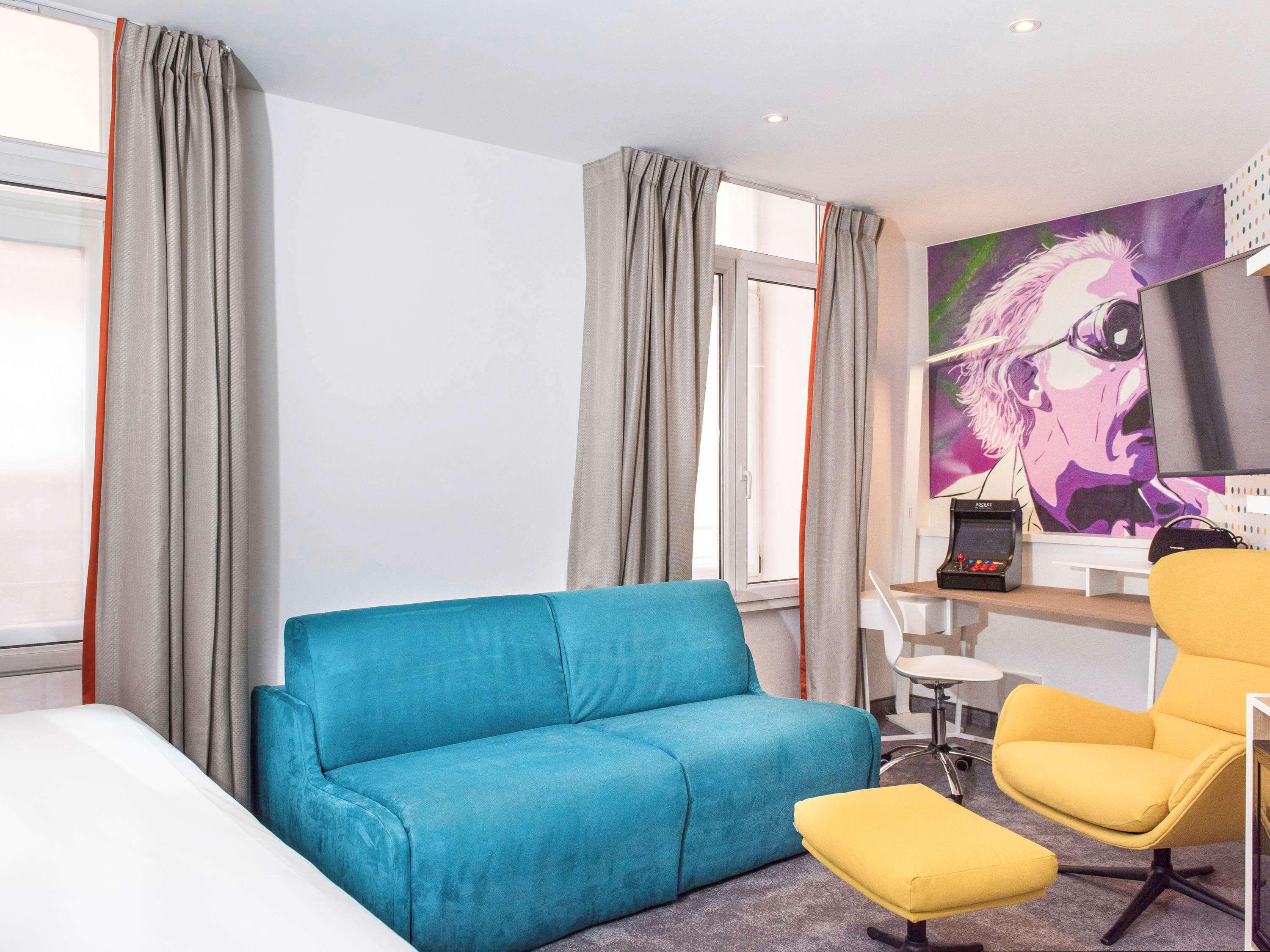 lounge