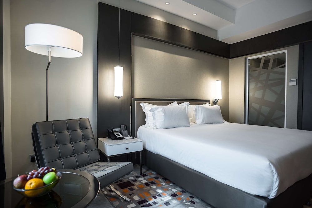 Best Western Premier Westlands 20/71