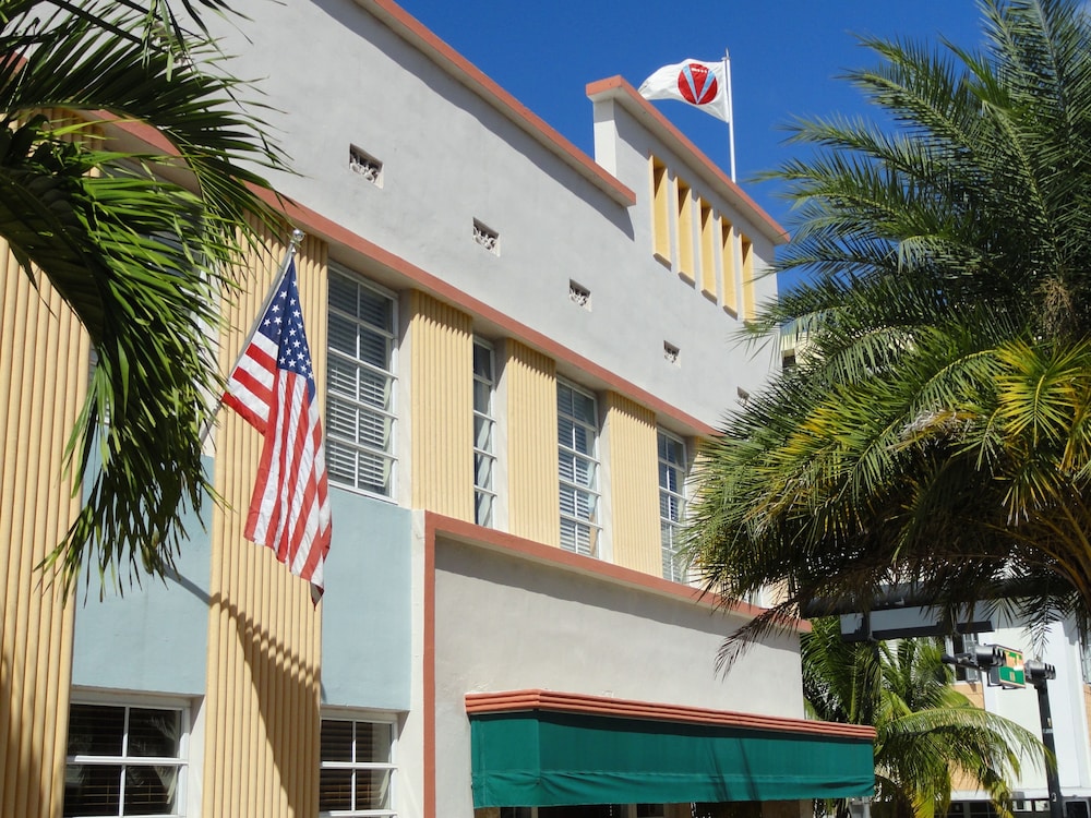 Viscay Hotel 4/40