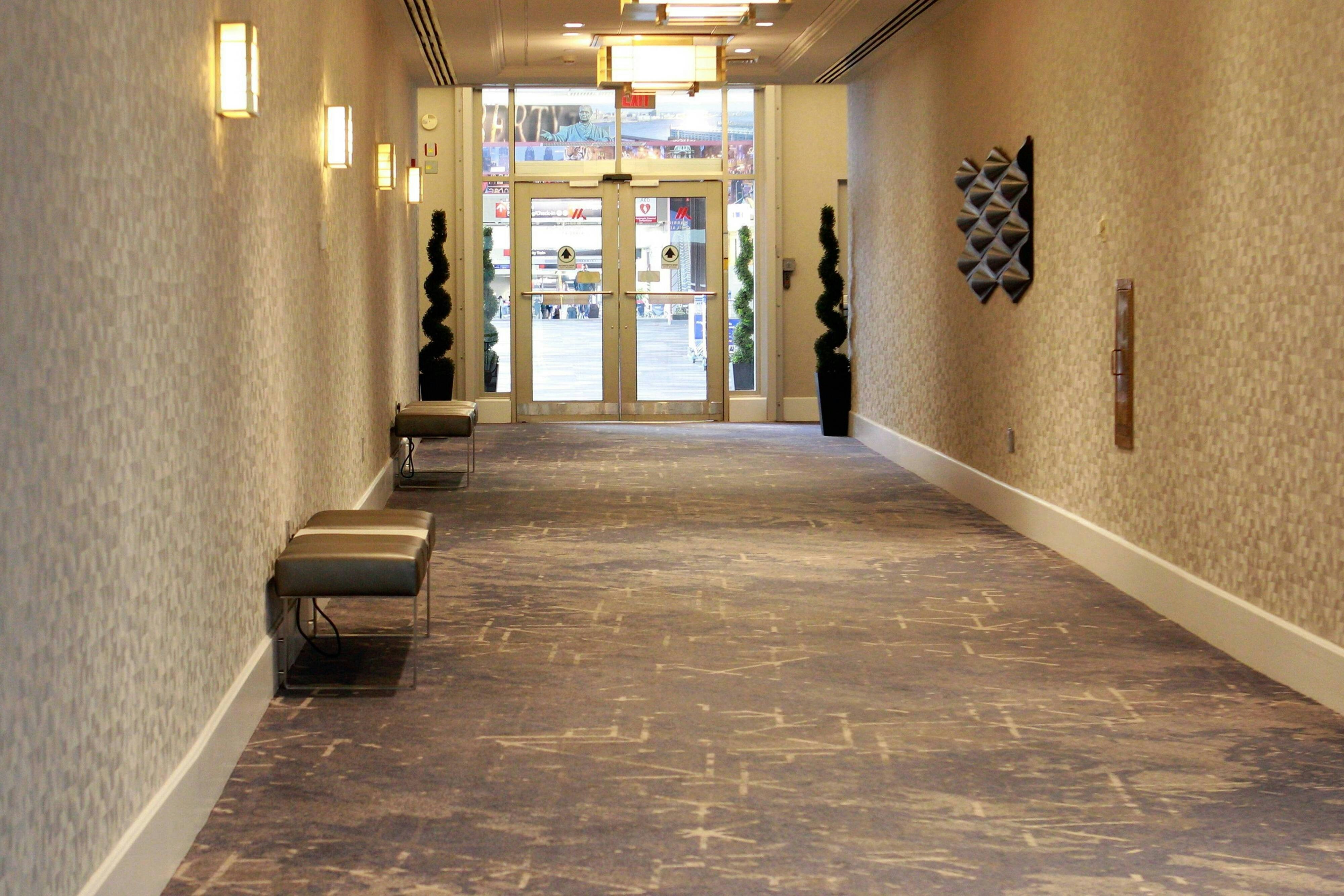 Philadelphia Airport Marriott 27/28