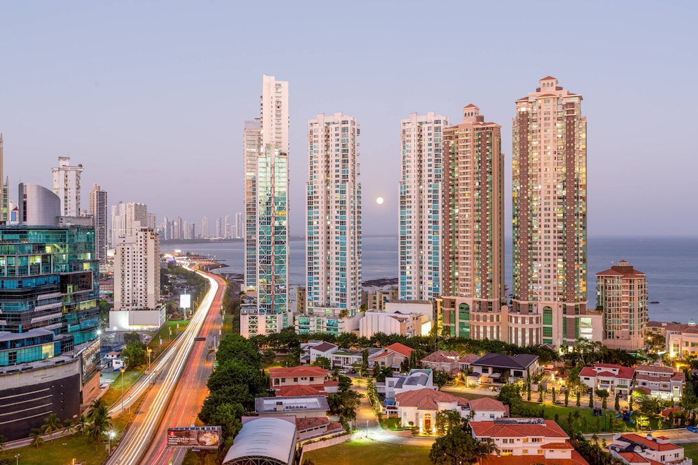 Residence Inn by Marriott Panama City 26/77
