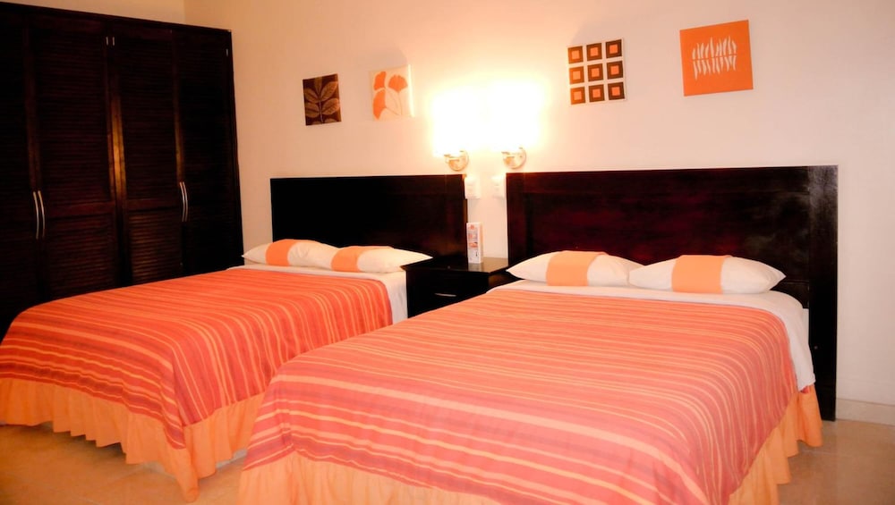 Hotel Arribo 9/27