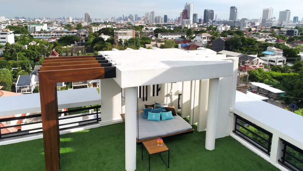 Siri Ratchada Bangkok 53/69