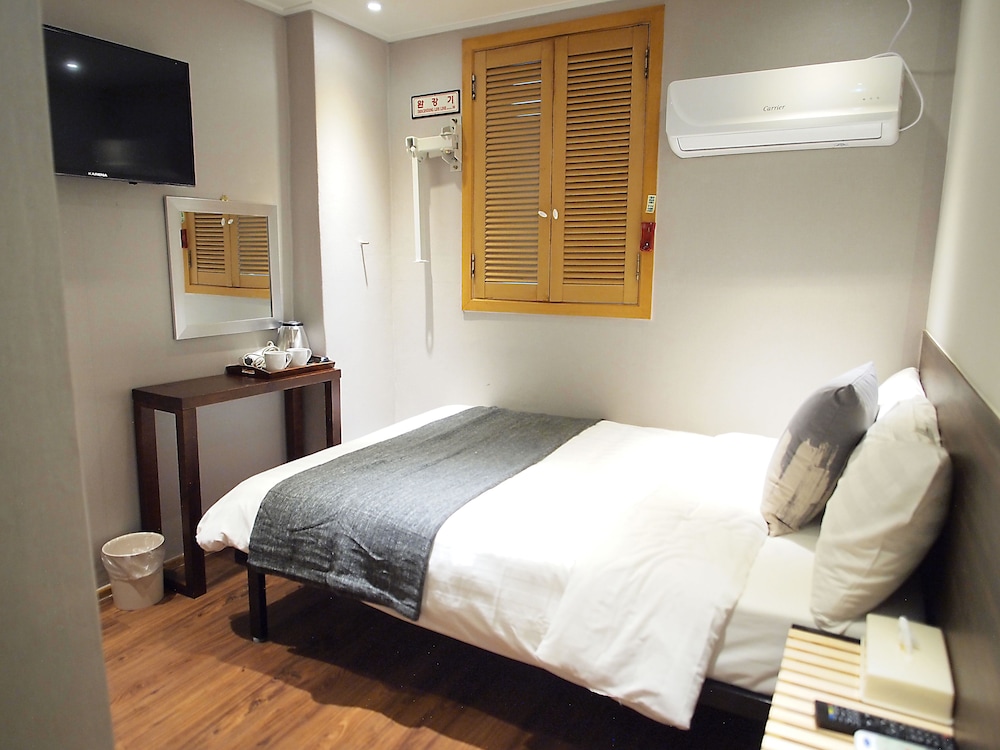 STANDARD, DOUBLE BED