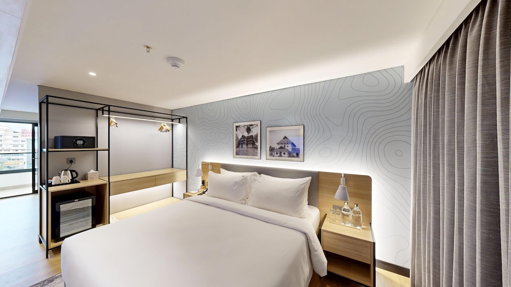 Park Inn & Suites by Radisson Thrissur East Fort 9/47