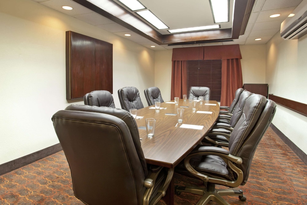 Hampton Inn And Suites el Paso Airport 42/47