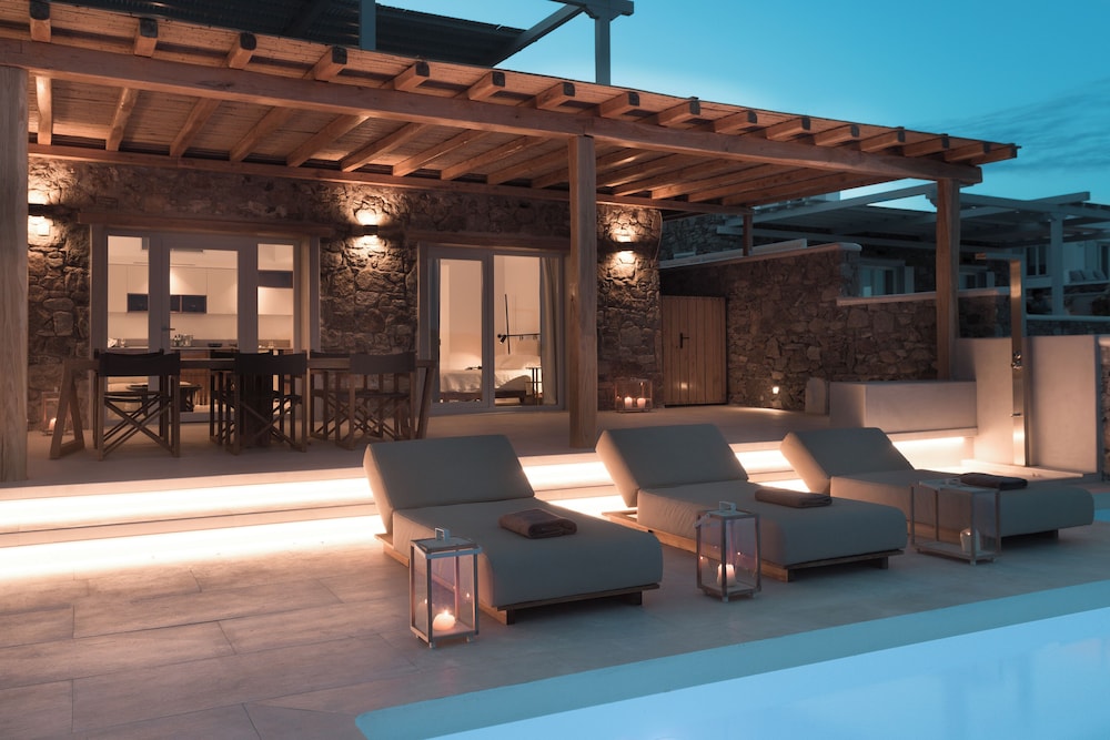 Casa del Mar Mykonos Seaside Resort in MYKONOS