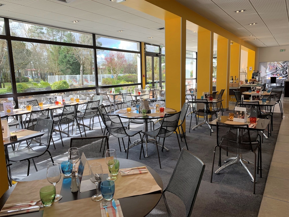 Novotel Bordeaux Merignac 65/82