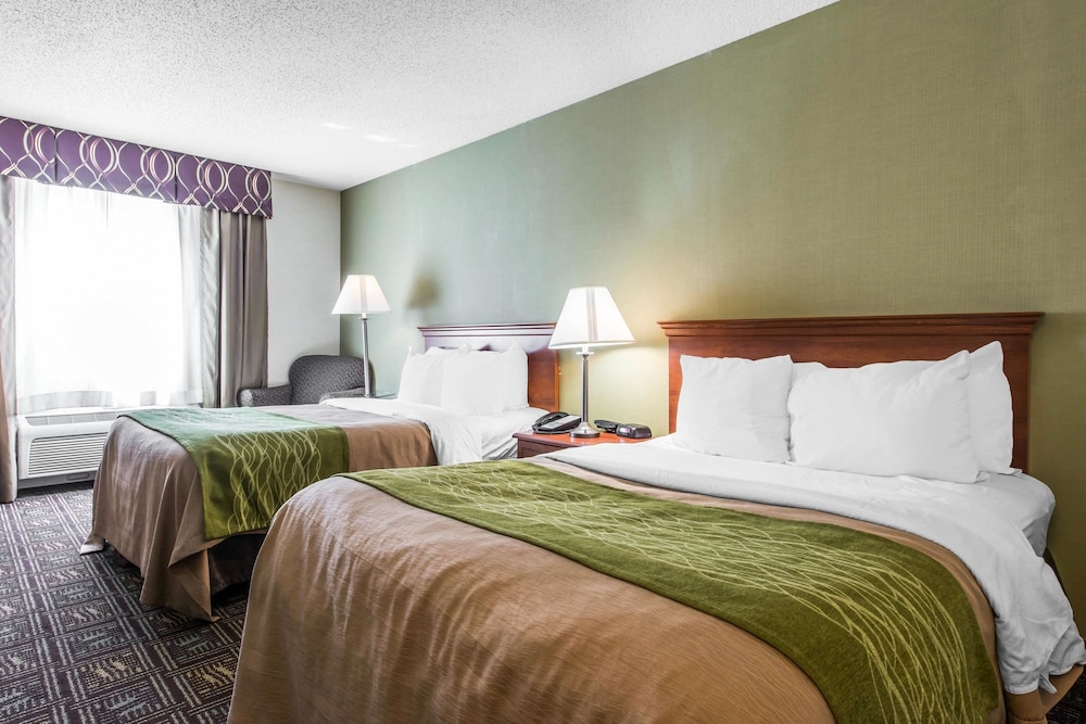 Comfort Inn Weirton - Steubenville 12/39