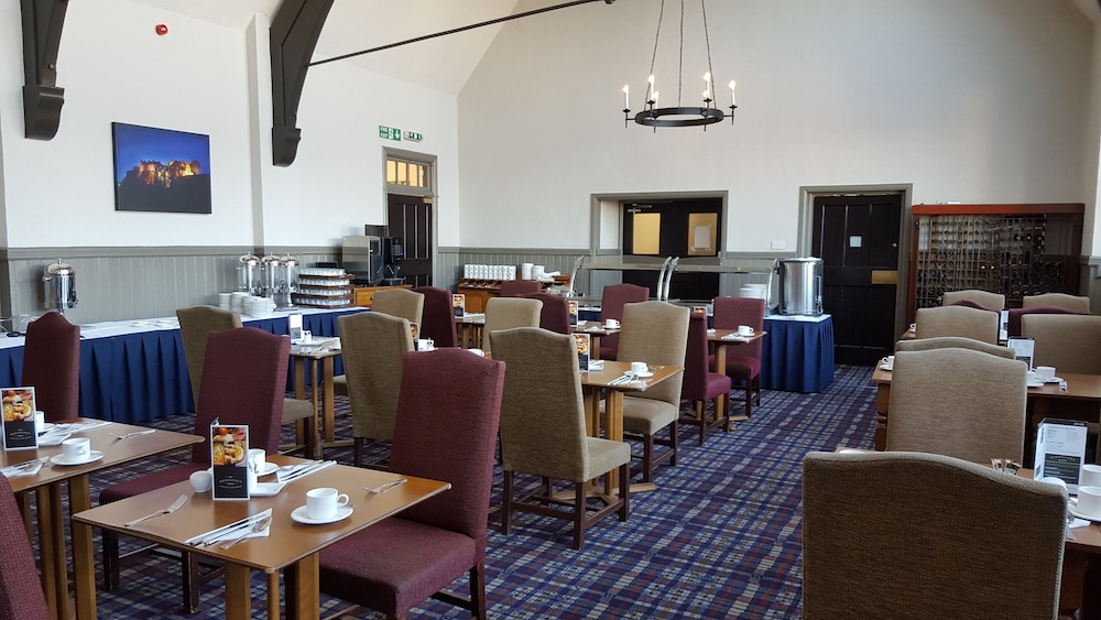 Stirling Highland Hotel 50/58