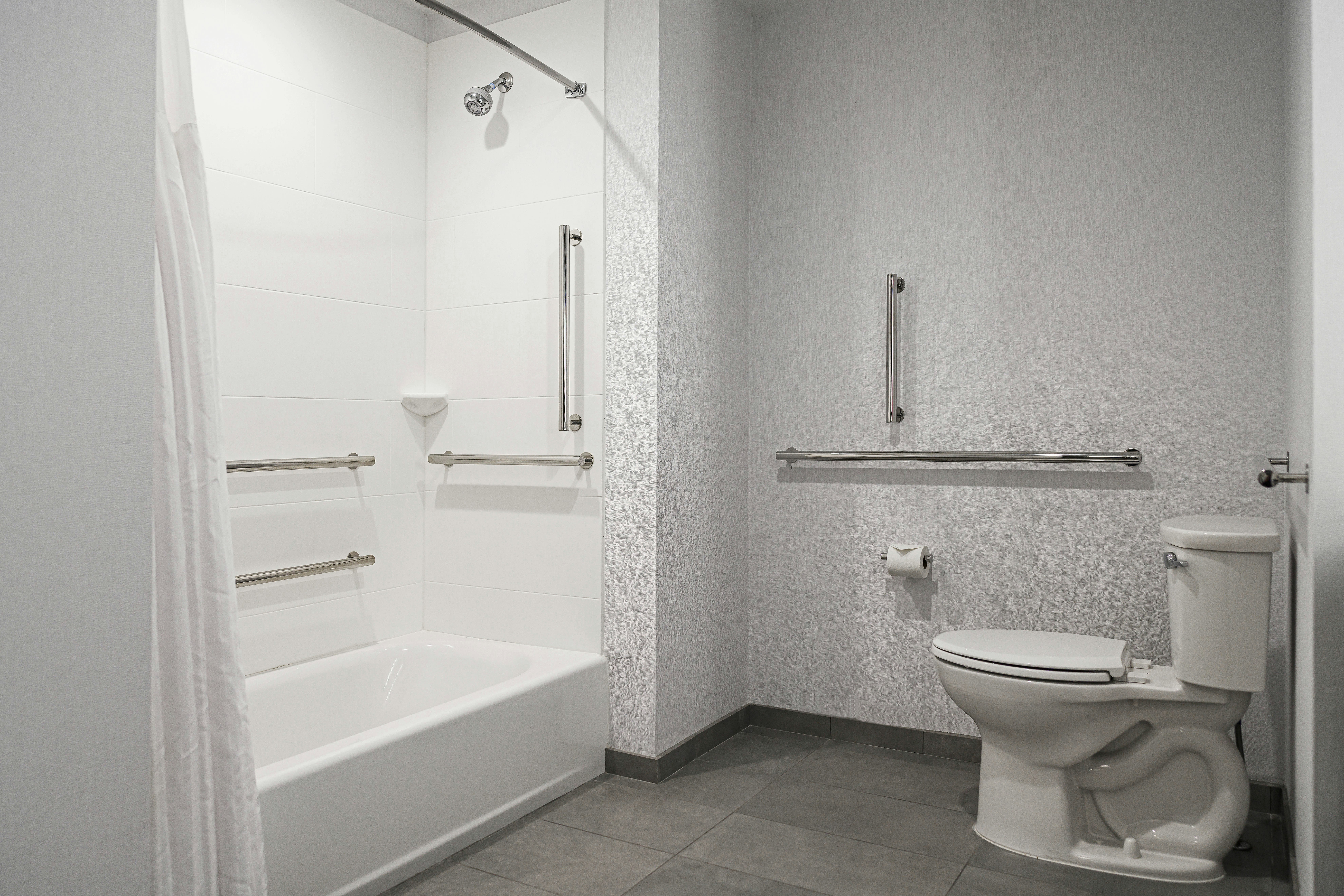 ROOM, 2 QUEEN BEDS, ACCESSIBLE