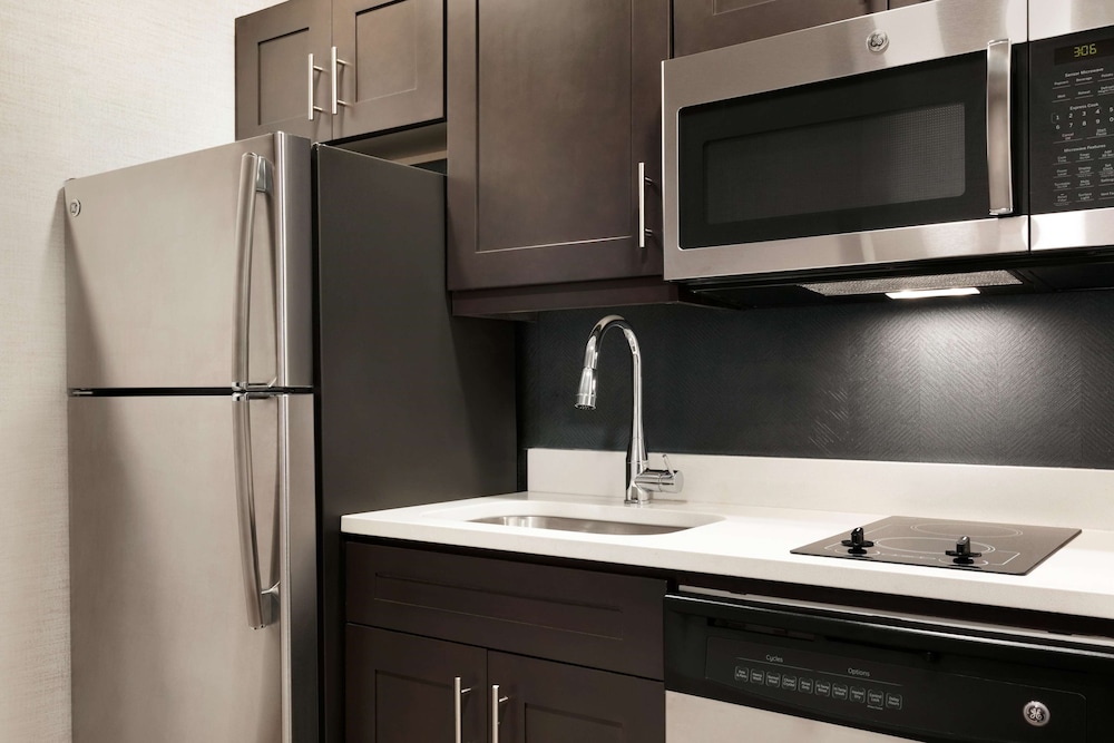 Doubletree By Hilton Mclean Tysons 19/71