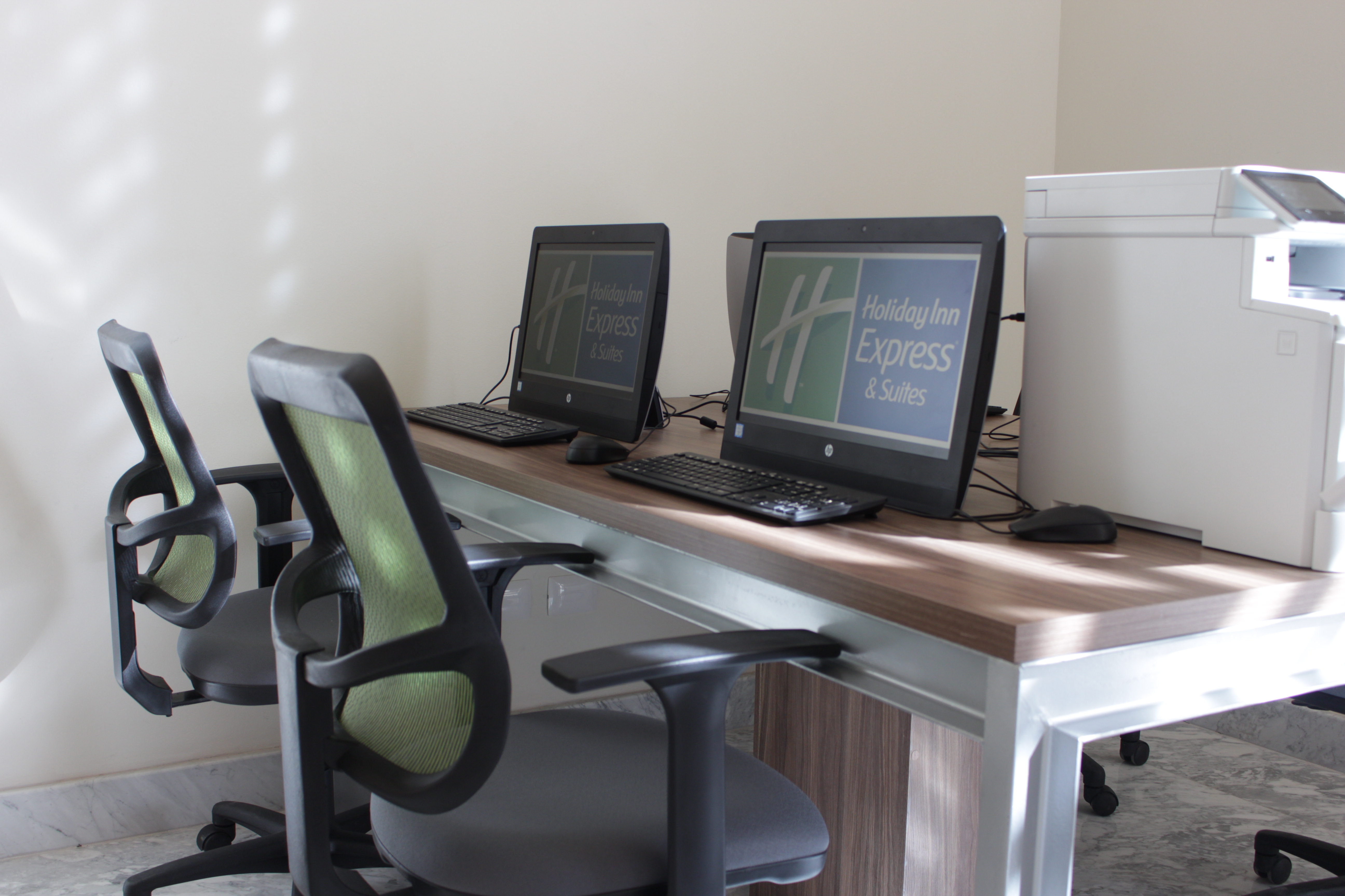 Holiday Inn Express And Suites Ciudad Obregon 65/77