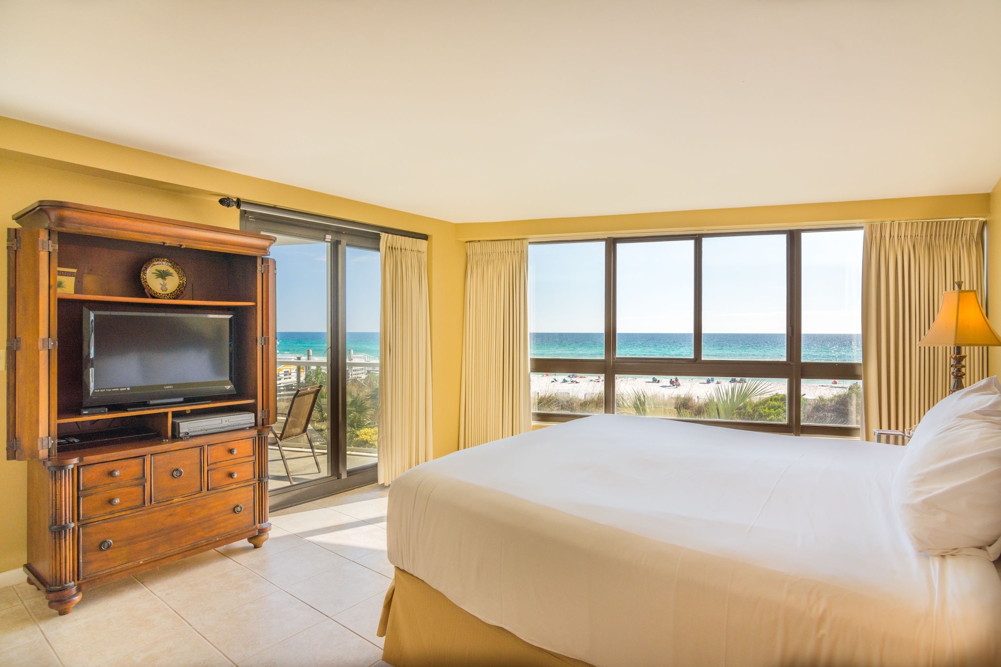 2 Bedrooms, Tower, Beach Side, Gulf View