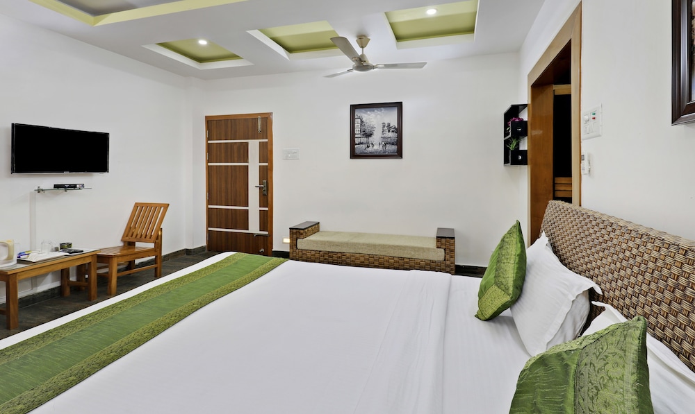 Treebo Trend Umal Home Stay 12/27