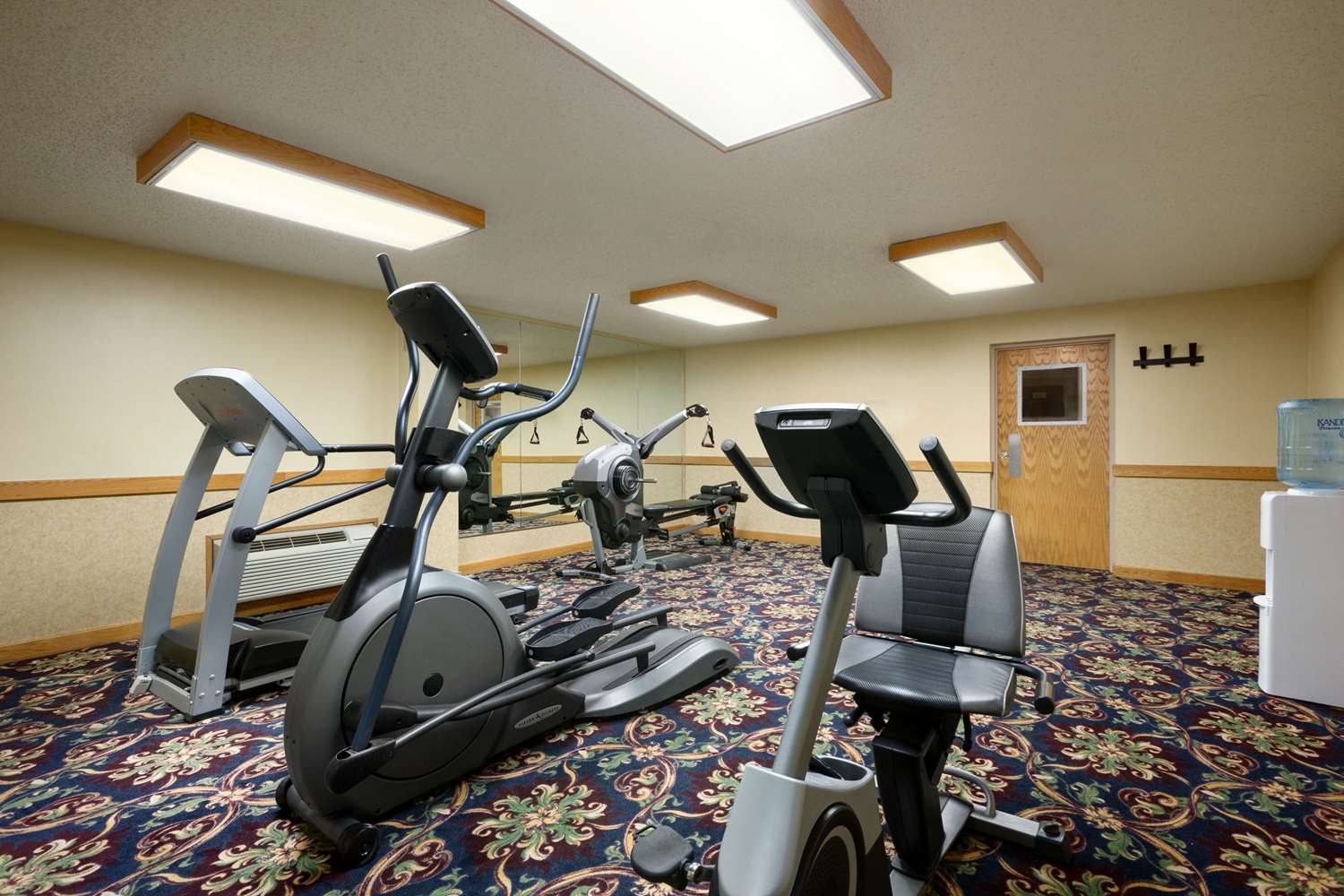 Ramada By Wyndham Bismarck 5/22