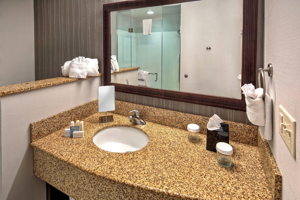 Courtyard by Marriott Alexandria 15/41