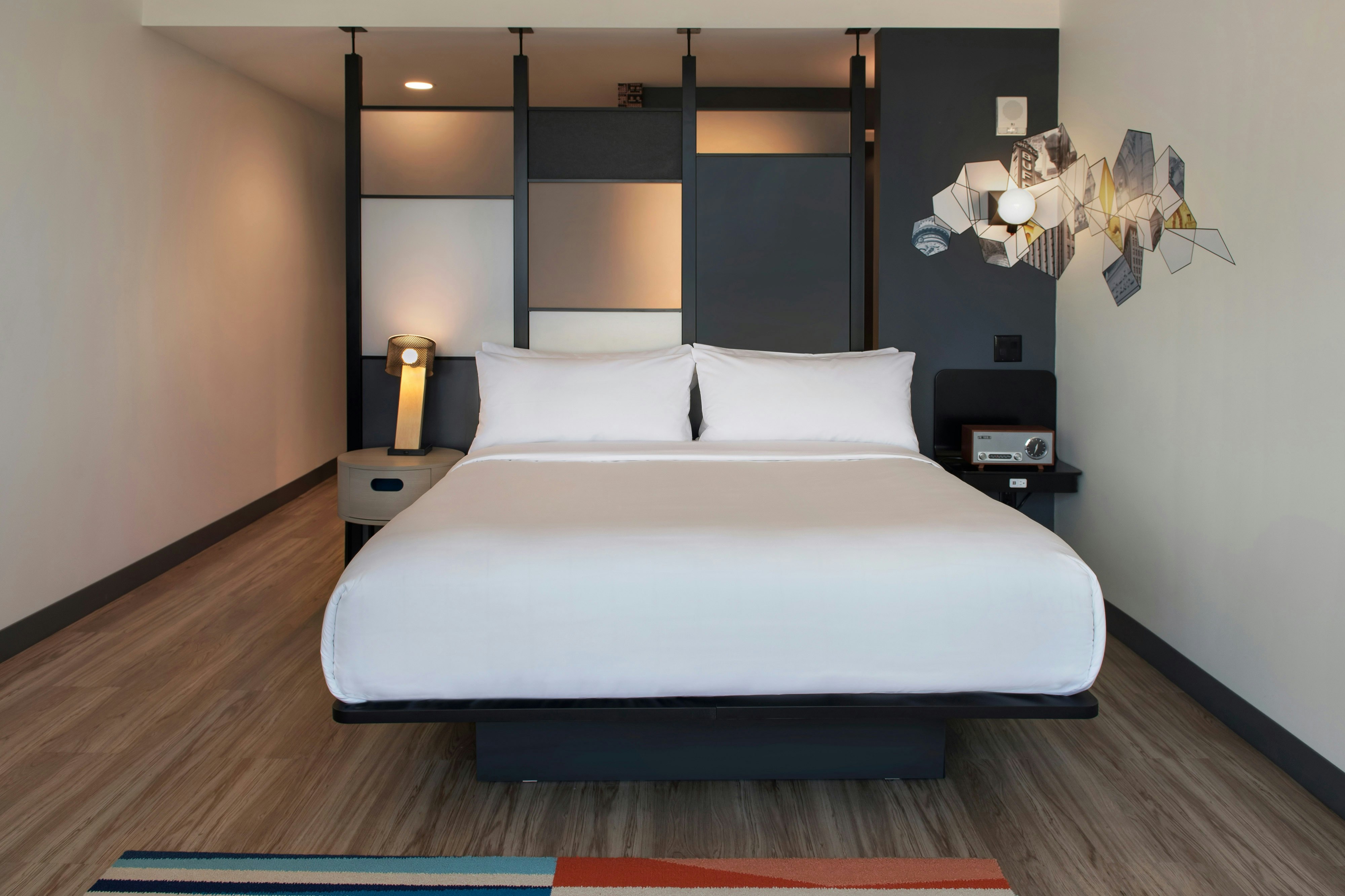 Aloft Buffalo Downtown 9/42