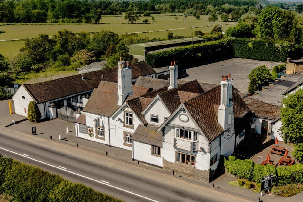 The Boars Head Hotel 44/49