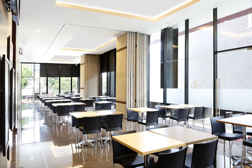Amaris Hotel Pasar Baru 31/32