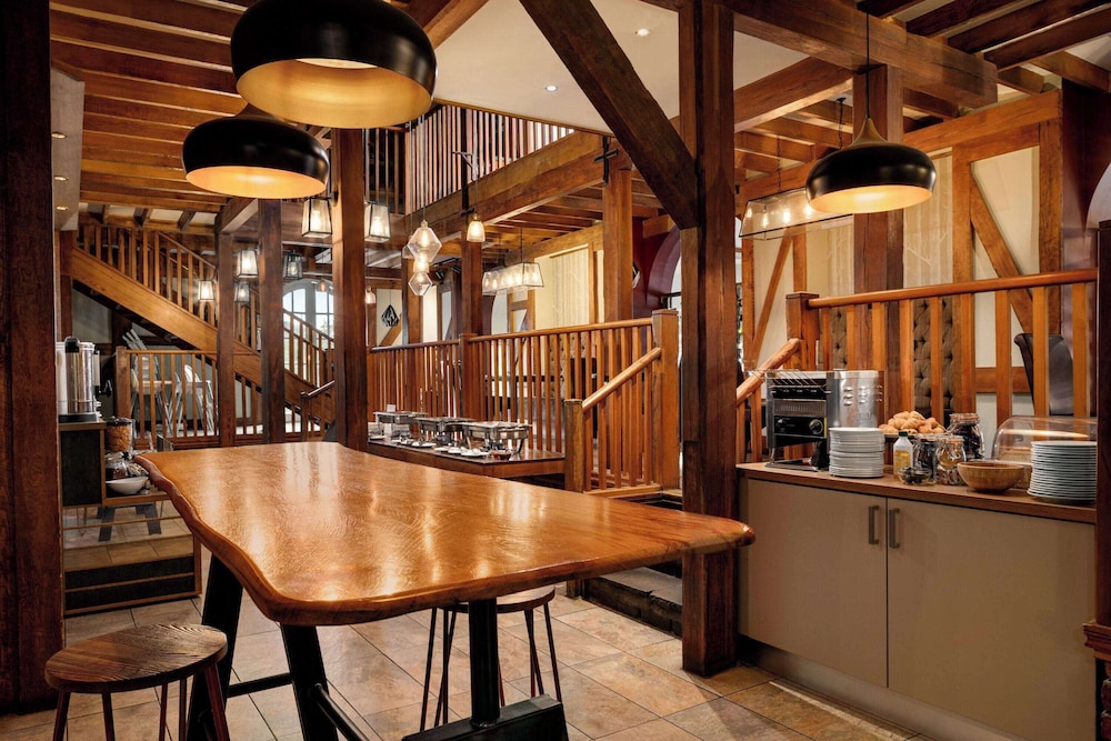 Heritage Park Pontypridd, Trademark Collection by Wyndham 33/50