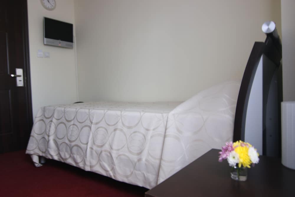 LINA HOTEL 28/49