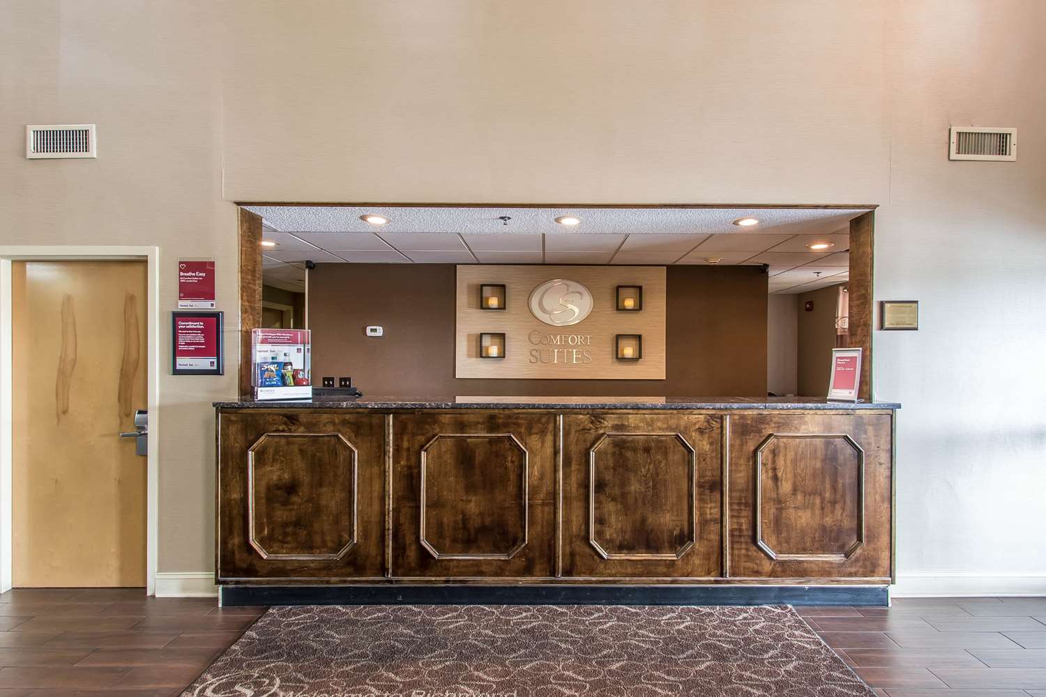 Comfort Suites Richmond, KY 2/43