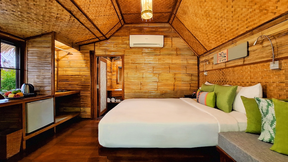 Boutique, Garden, Queen Bed