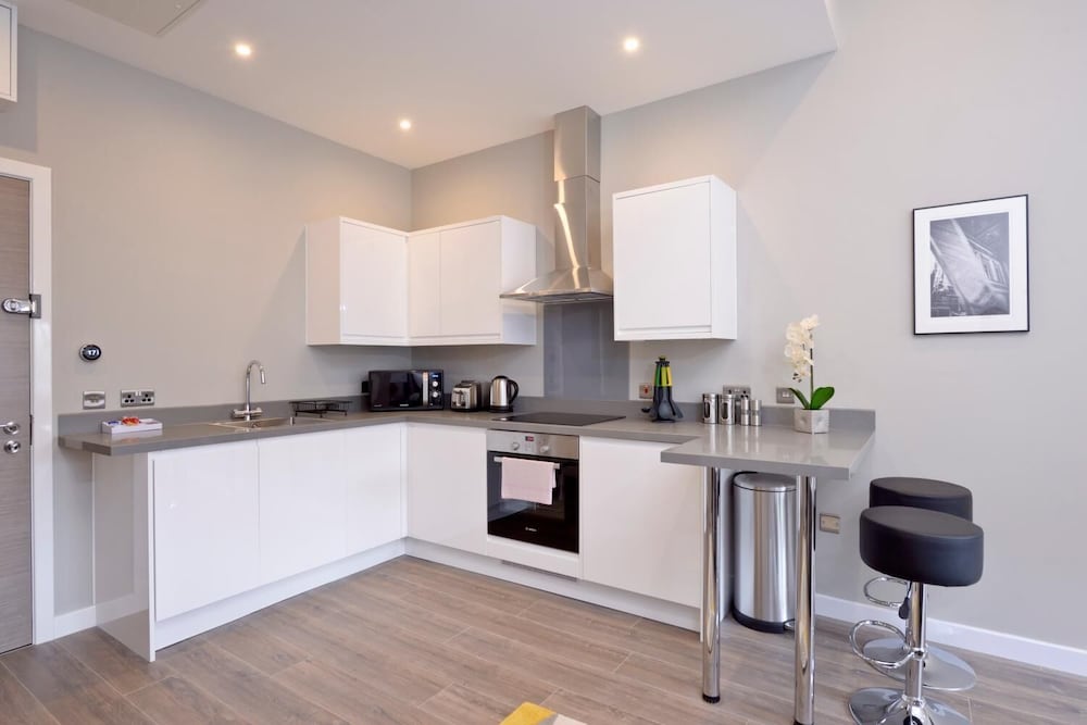 Destiny Scotland Apartments At Nelson Mandela Place 2/17