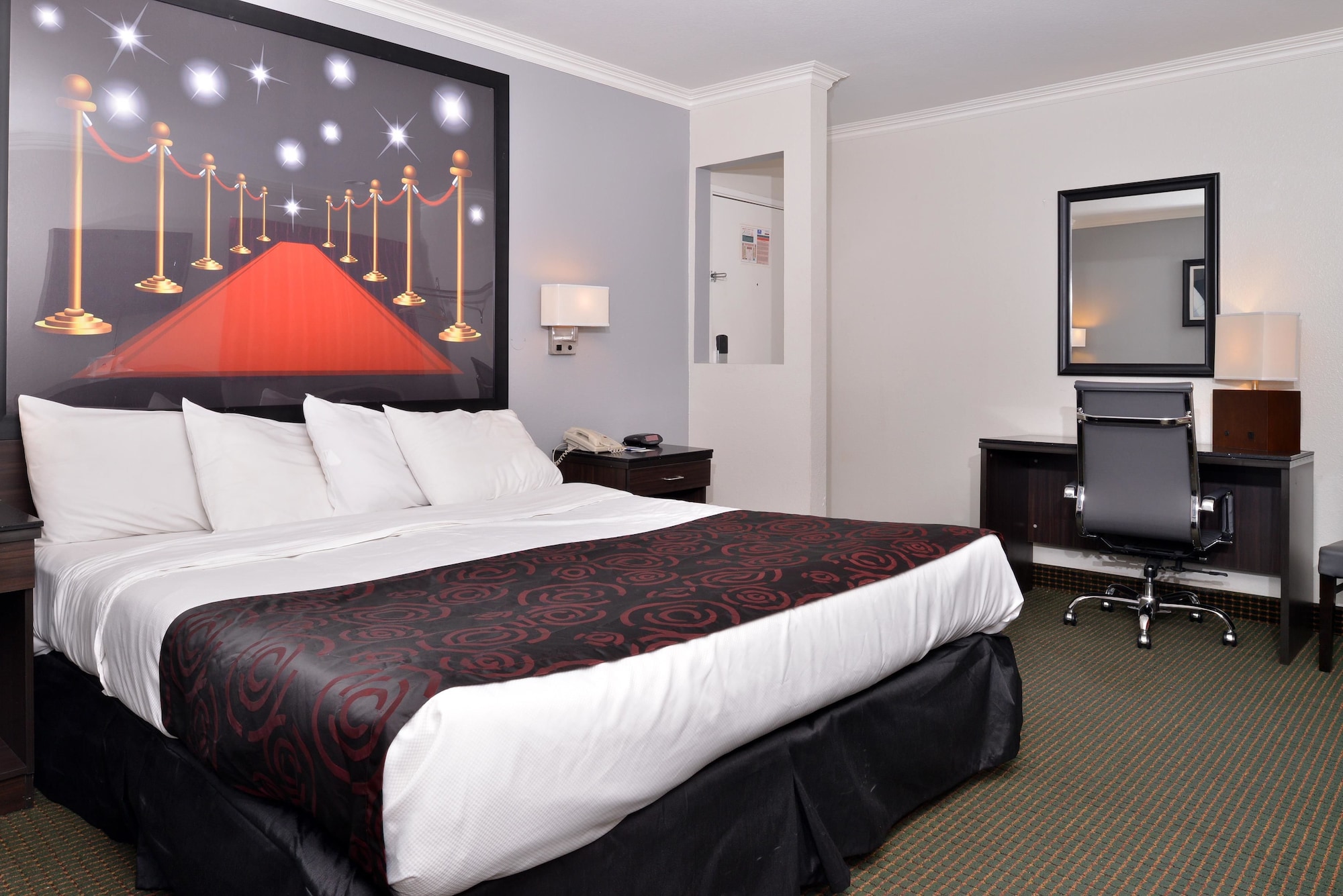 غرفة بسرير كينج، Emerald Inn on Sunset 4/6