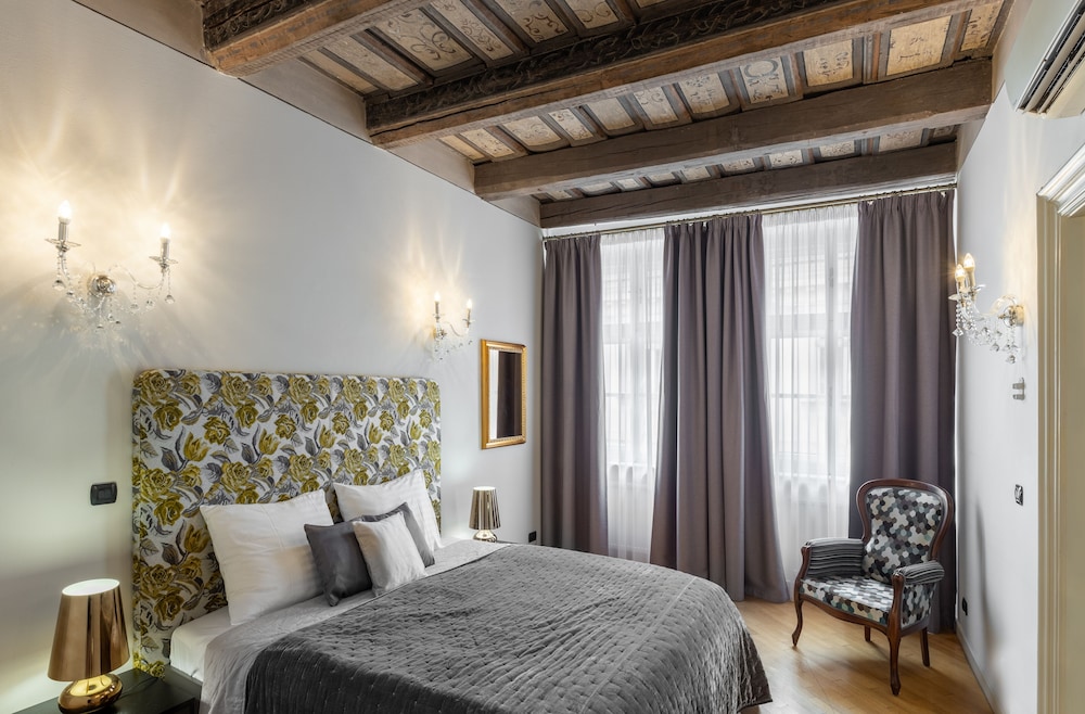 Chateau 9 Apartments by Adrez Living 9/50