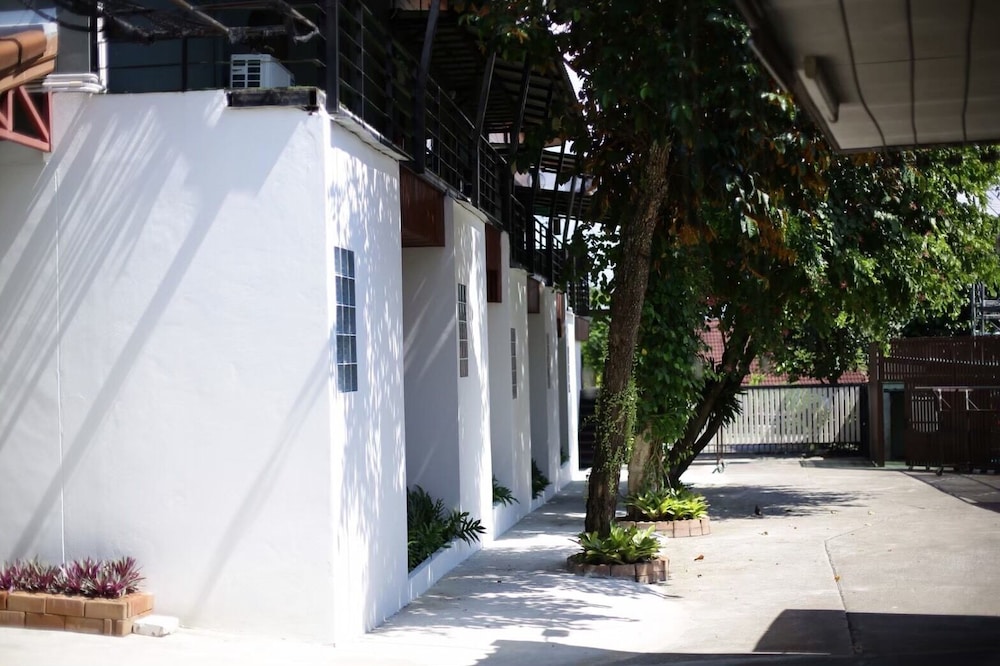 The First Residence 12/47