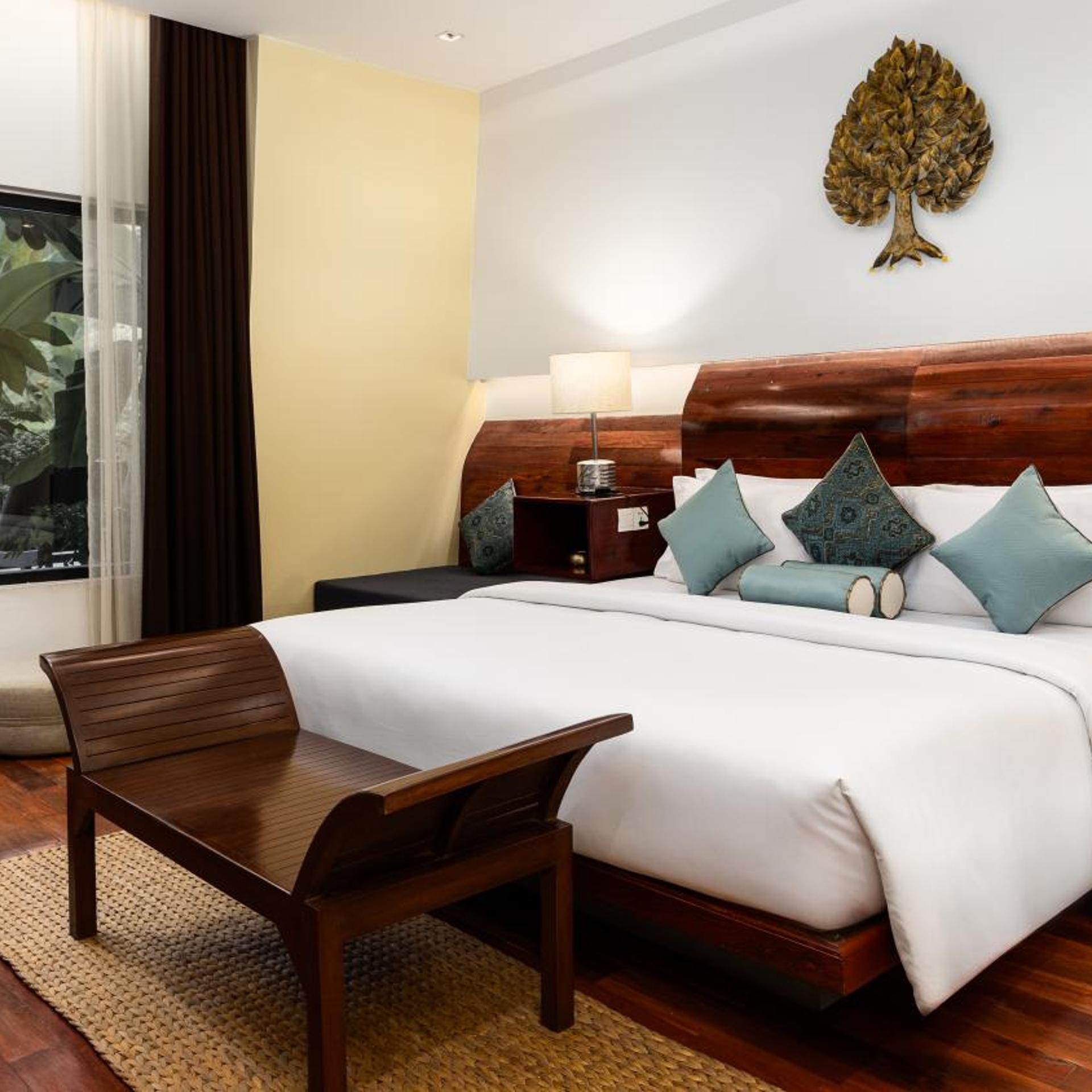 PRESIDENTIAL, SUITE