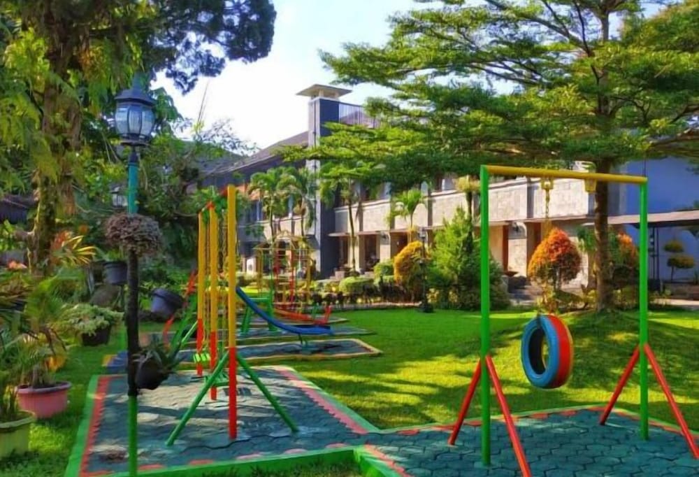 Hotel Bahtera PT Pelni 9/15