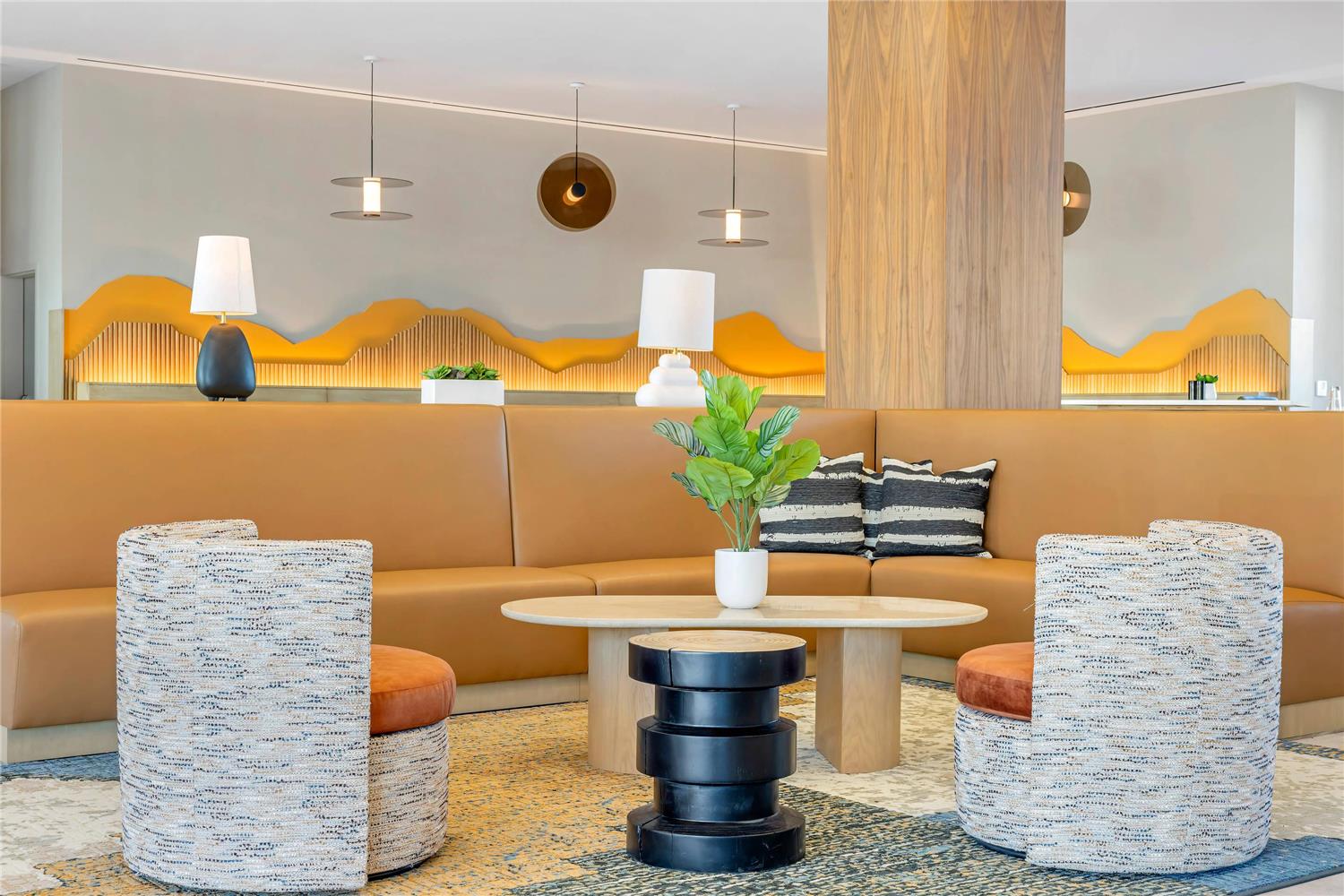 Cambria Hotel Burbank Airport 20/26